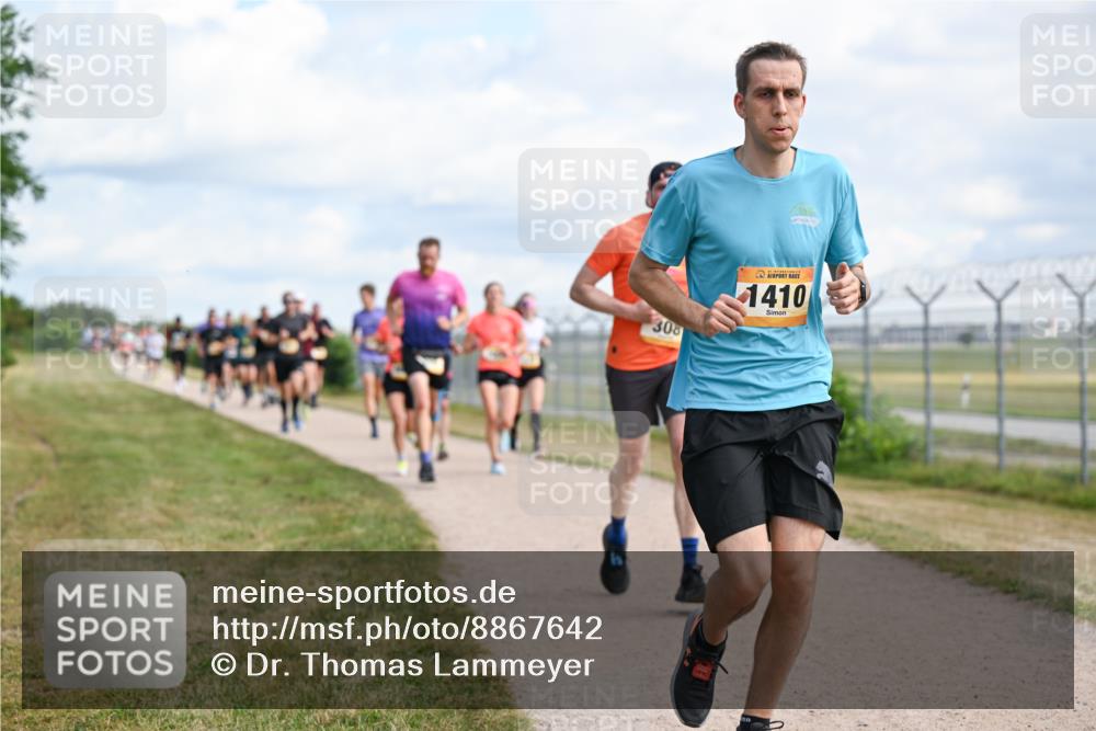 14.09.2025 - Airport Race Dr. Thomas Lammeyer http://msf.ph/oto/8867642 14.09.2025 12:09:44 Laufen 308, 1410 meine-sportfotos.de