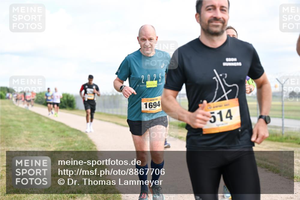 14.09.2025 - Airport Race Dr. Thomas Lammeyer http://msf.ph/oto/8867706 14.09.2025 12:09:56 Laufen 2025, 39, 1694, 514 meine-sportfotos.de