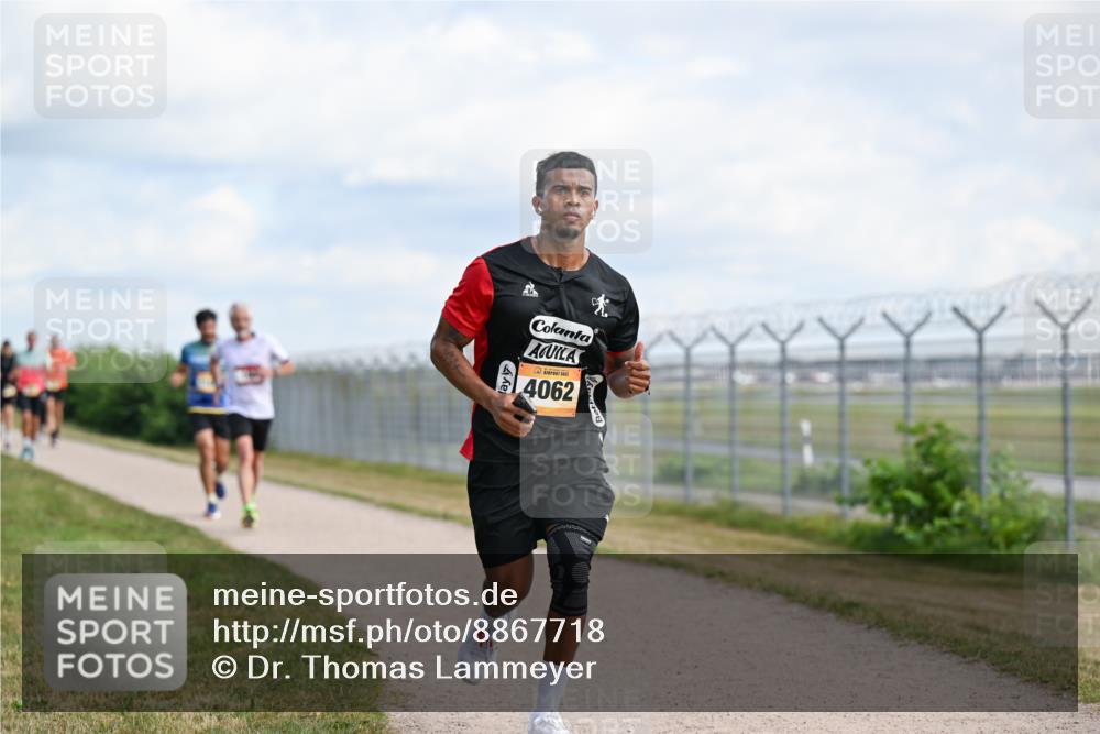 14.09.2025 - Airport Race Dr. Thomas Lammeyer http://msf.ph/oto/8867718 14.09.2025 12:09:58 Laufen 4062 meine-sportfotos.de