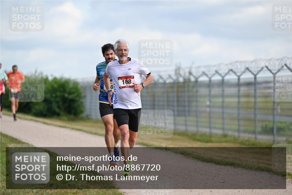 14.09.2025 - Airport Race Dr. Thomas Lammeyer http://msf.ph/oto/8867720 14.09.2025 12:10:01 Laufen 168 meine-sportfotos.de
