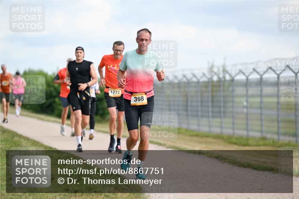 14.09.2025 - Airport Race Dr. Thomas Lammeyer http://msf.ph/oto/8867751 14.09.2025 12:10:08 Laufen 1772, 398 meine-sportfotos.de