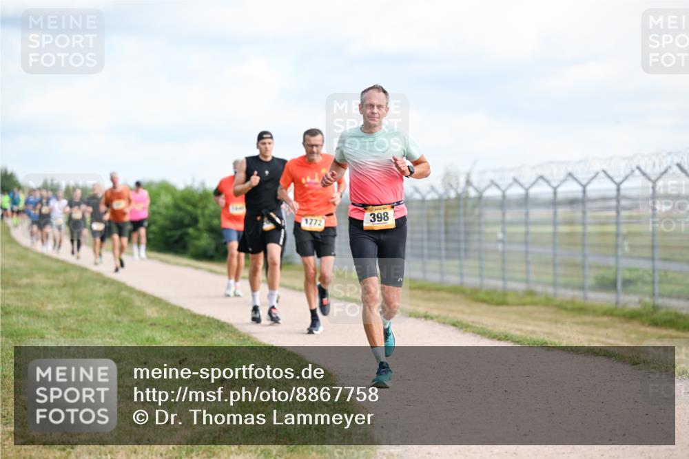 14.09.2025 - Airport Race Dr. Thomas Lammeyer http://msf.ph/oto/8867758 14.09.2025 12:10:09 Laufen 1772, 398 meine-sportfotos.de