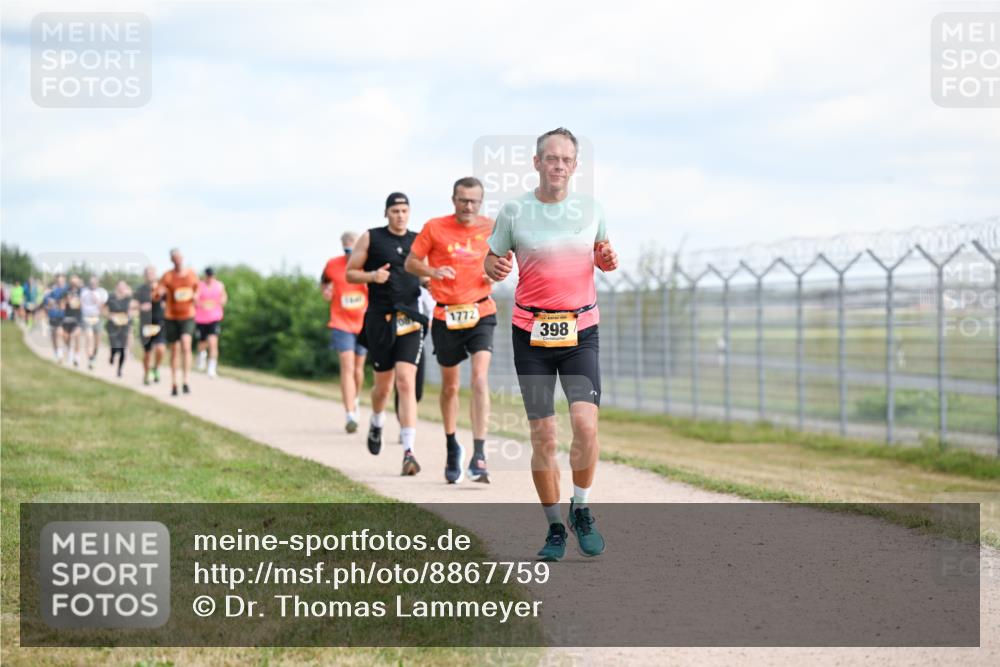14.09.2025 - Airport Race Dr. Thomas Lammeyer http://msf.ph/oto/8867759 14.09.2025 12:10:09 Laufen 1772, 398 meine-sportfotos.de