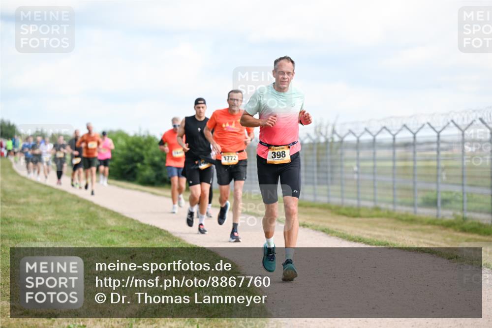 14.09.2025 - Airport Race Dr. Thomas Lammeyer http://msf.ph/oto/8867760 14.09.2025 12:10:09 Laufen 1772, 398 meine-sportfotos.de