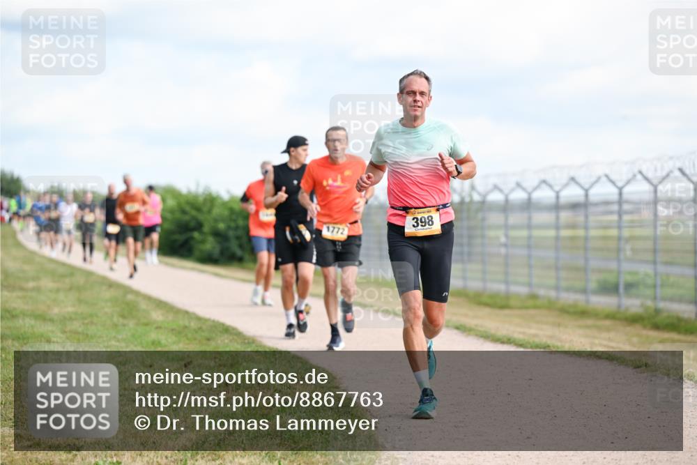 14.09.2025 - Airport Race Dr. Thomas Lammeyer http://msf.ph/oto/8867763 14.09.2025 12:10:09 Laufen 1772, 398 meine-sportfotos.de