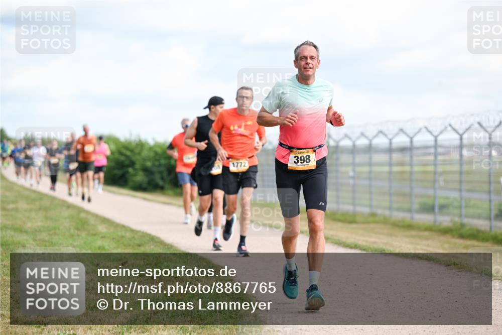 14.09.2025 - Airport Race Dr. Thomas Lammeyer http://msf.ph/oto/8867765 14.09.2025 12:10:10 Laufen 1772, 398 meine-sportfotos.de