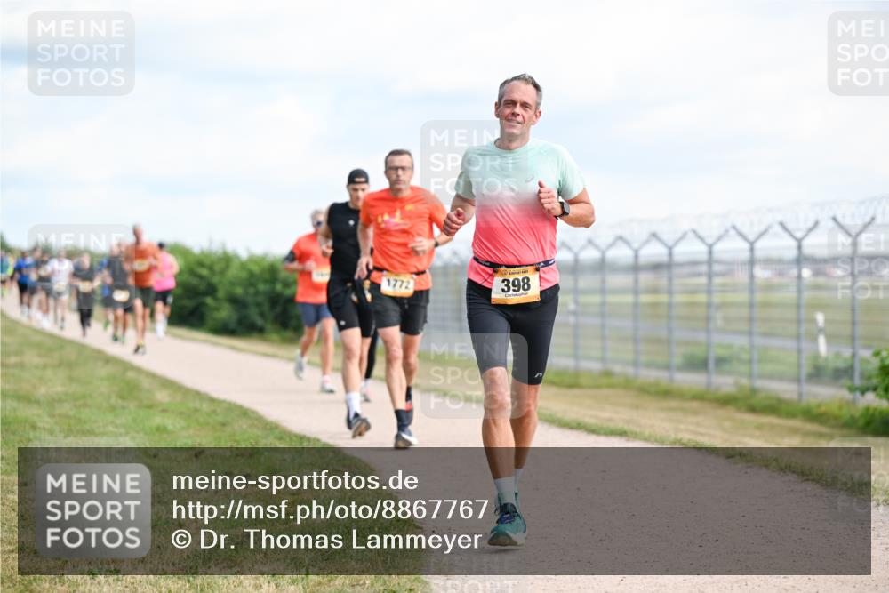 14.09.2025 - Airport Race Dr. Thomas Lammeyer http://msf.ph/oto/8867767 14.09.2025 12:10:10 Laufen 1772, 398 meine-sportfotos.de