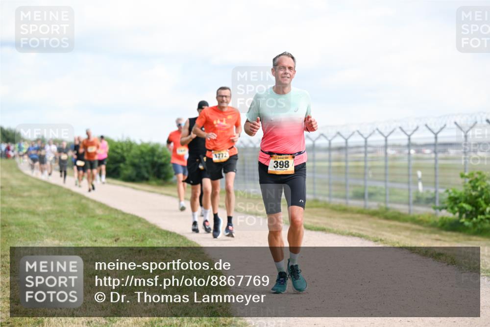 14.09.2025 - Airport Race Dr. Thomas Lammeyer http://msf.ph/oto/8867769 14.09.2025 12:10:10 Laufen 1772, 398 meine-sportfotos.de