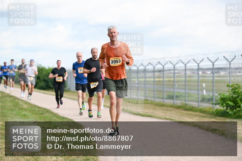 14.09.2025 - Airport Race Dr. Thomas Lammeyer http://msf.ph/oto/8867807 14.09.2025 12:10:19 Laufen 134, 2053 meine-sportfotos.de