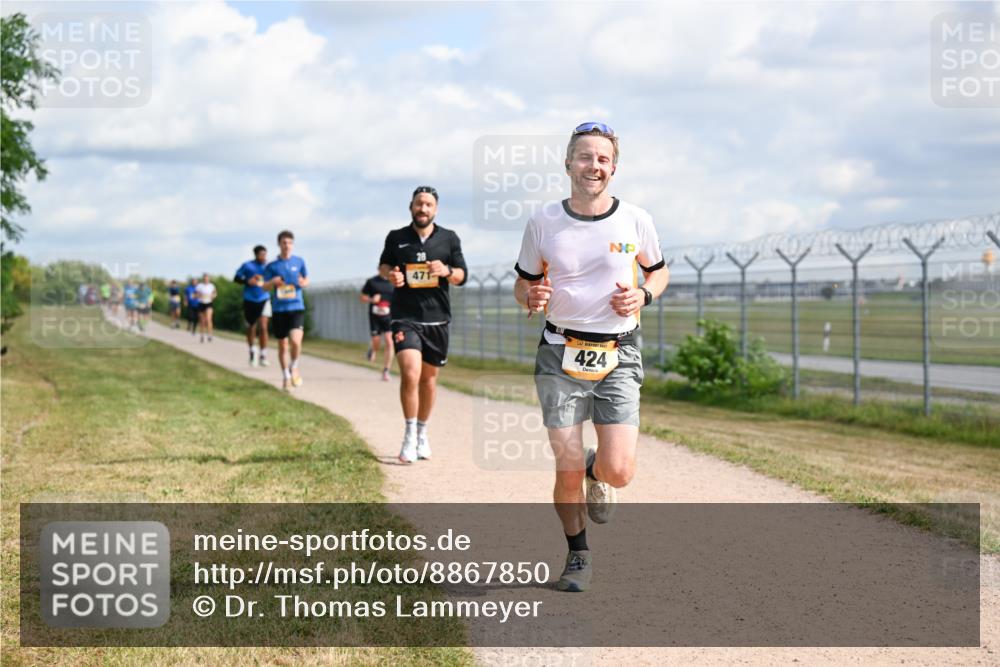 14.09.2025 - Airport Race Dr. Thomas Lammeyer http://msf.ph/oto/8867850 14.09.2025 12:10:27 Laufen 471, 424 meine-sportfotos.de