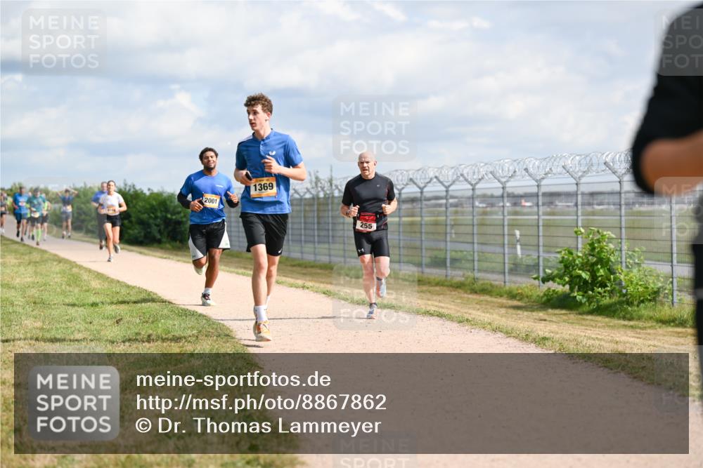 14.09.2025 - Airport Race Dr. Thomas Lammeyer http://msf.ph/oto/8867862 14.09.2025 12:10:29 Laufen 2001, 1369, 255 meine-sportfotos.de