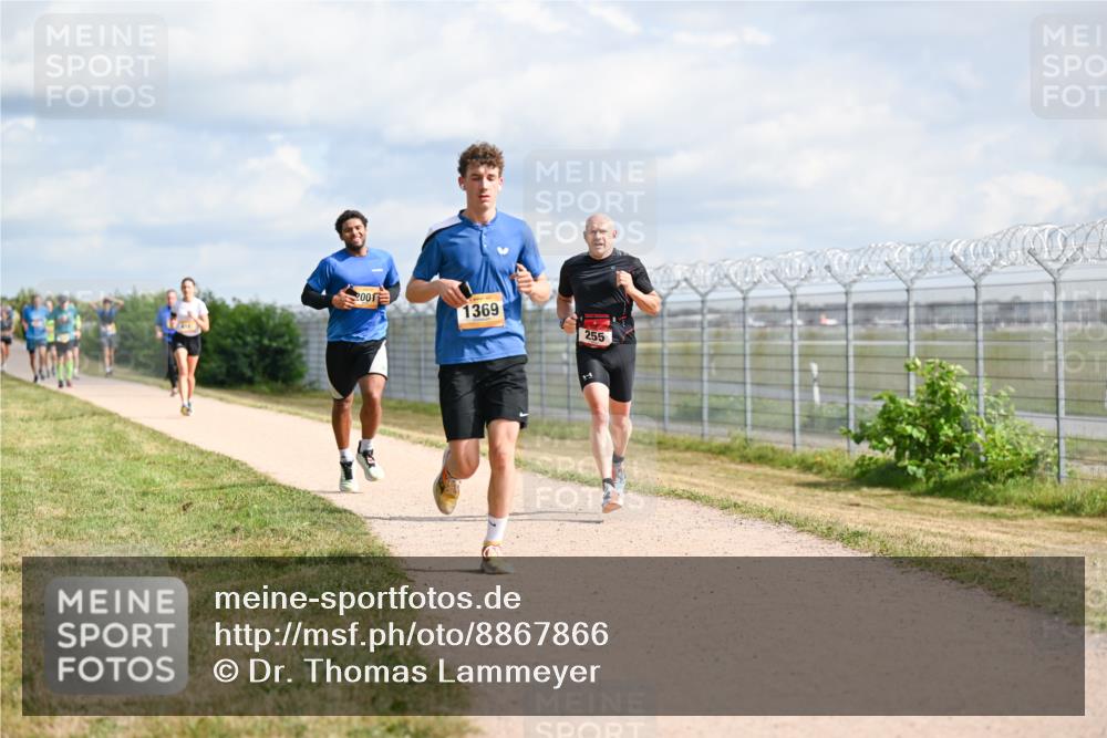 14.09.2025 - Airport Race Dr. Thomas Lammeyer http://msf.ph/oto/8867866 14.09.2025 12:10:30 Laufen 2001, 1369, 255 meine-sportfotos.de