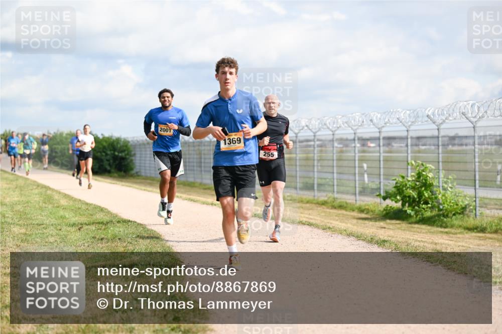 14.09.2025 - Airport Race Dr. Thomas Lammeyer http://msf.ph/oto/8867869 14.09.2025 12:10:30 Laufen 2001, 1369, 255 meine-sportfotos.de