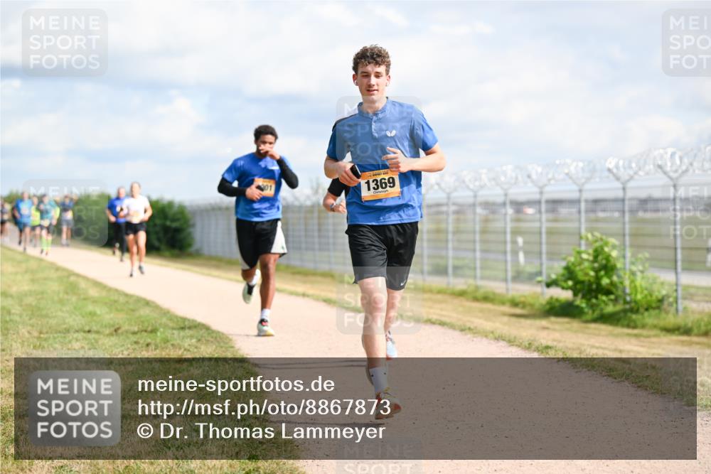 14.09.2025 - Airport Race Dr. Thomas Lammeyer http://msf.ph/oto/8867873 14.09.2025 12:10:31 Laufen 1369 meine-sportfotos.de
