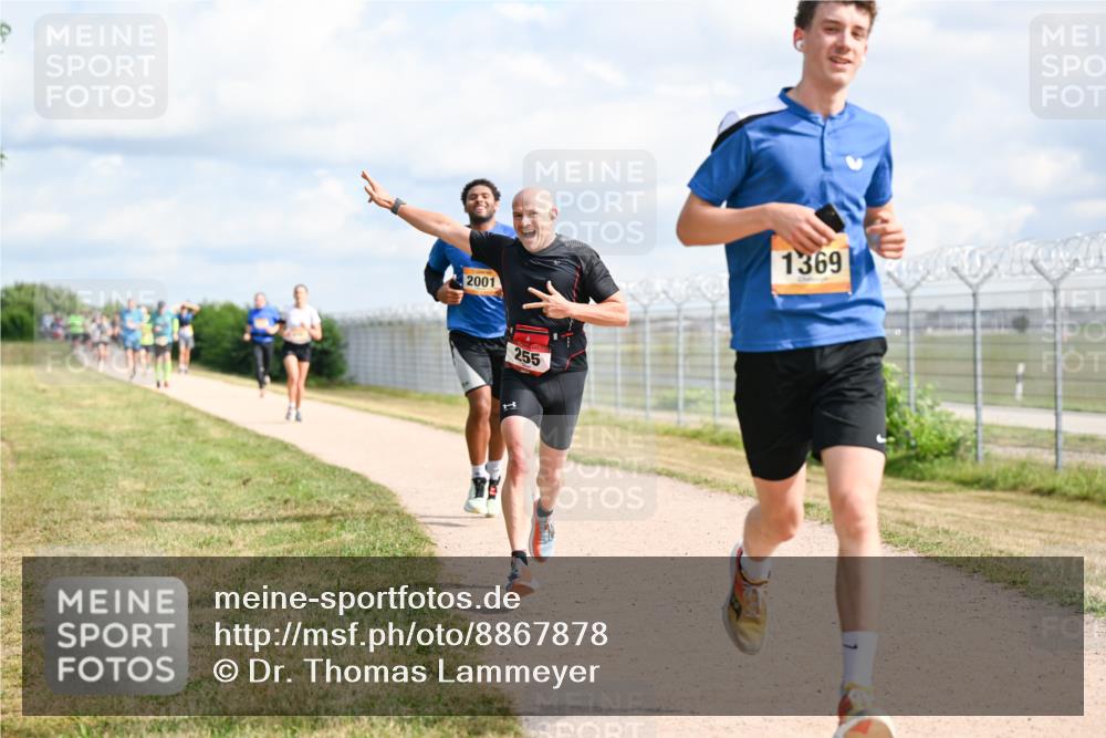 14.09.2025 - Airport Race Dr. Thomas Lammeyer http://msf.ph/oto/8867878 14.09.2025 12:10:32 Laufen 2001, 255 meine-sportfotos.de