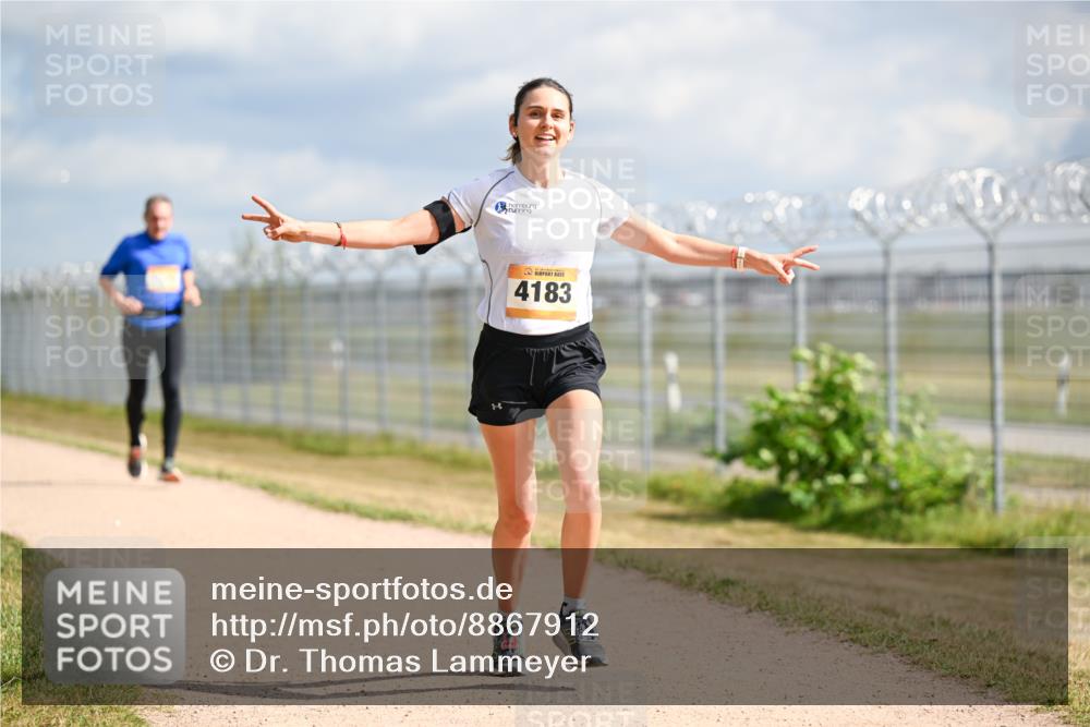 14.09.2025 - Airport Race Dr. Thomas Lammeyer http://msf.ph/oto/8867912 14.09.2025 12:10:38 Laufen 4183 meine-sportfotos.de