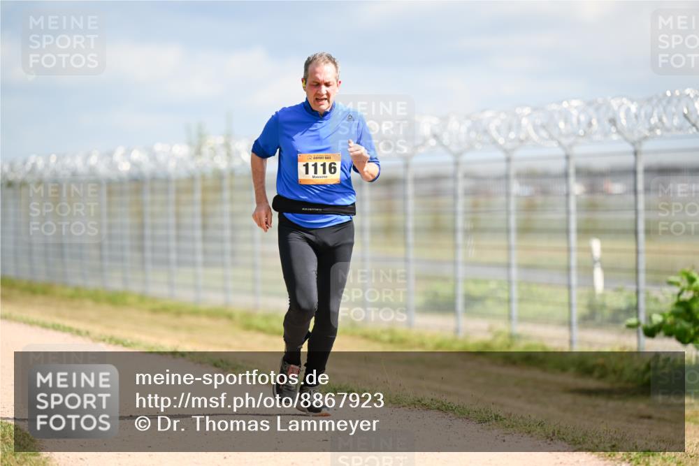14.09.2025 - Airport Race Dr. Thomas Lammeyer http://msf.ph/oto/8867923 14.09.2025 12:10:40 Laufen 1116 meine-sportfotos.de