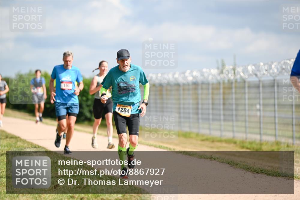 14.09.2025 - Airport Race Dr. Thomas Lammeyer http://msf.ph/oto/8867927 14.09.2025 12:10:41 Laufen 191, 1284 meine-sportfotos.de
