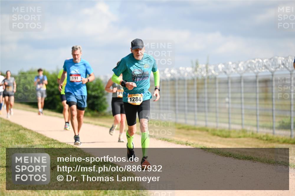 14.09.2025 - Airport Race Dr. Thomas Lammeyer http://msf.ph/oto/8867932 14.09.2025 12:10:42 Laufen 191, 1284 meine-sportfotos.de