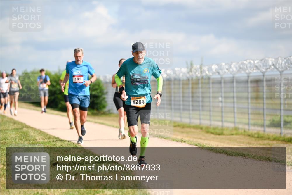14.09.2025 - Airport Race Dr. Thomas Lammeyer http://msf.ph/oto/8867933 14.09.2025 12:10:42 Laufen 191, 1284 meine-sportfotos.de