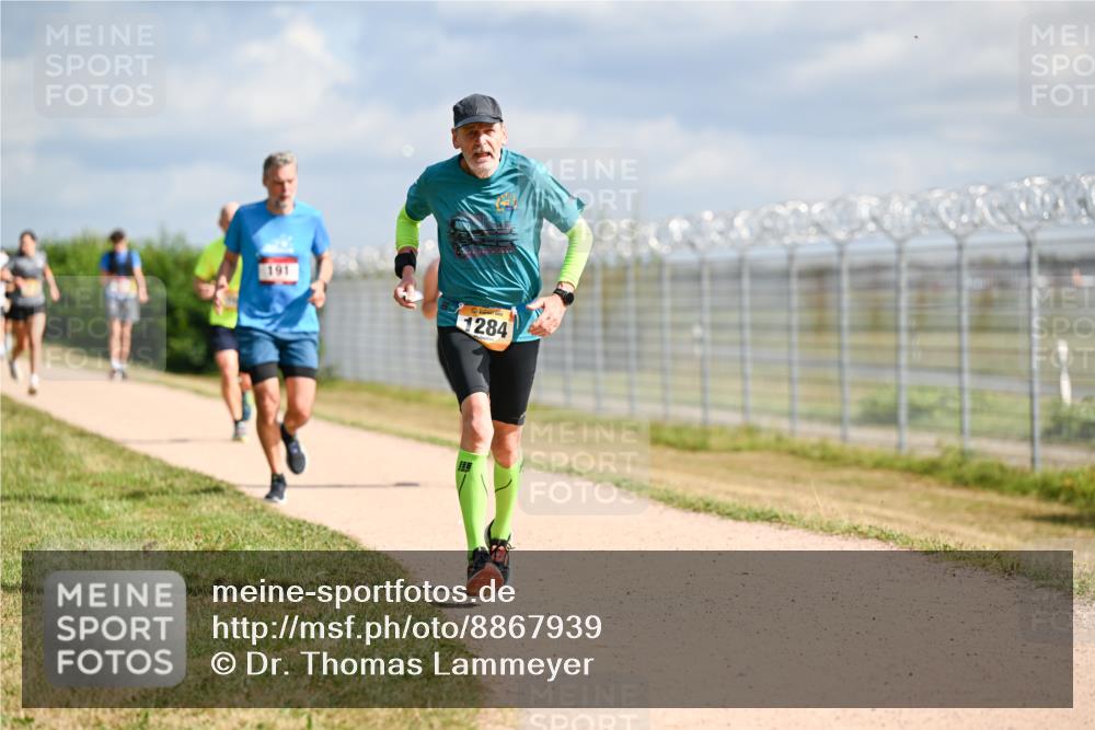 14.09.2025 - Airport Race Dr. Thomas Lammeyer http://msf.ph/oto/8867939 14.09.2025 12:10:43 Laufen 191, 1284 meine-sportfotos.de