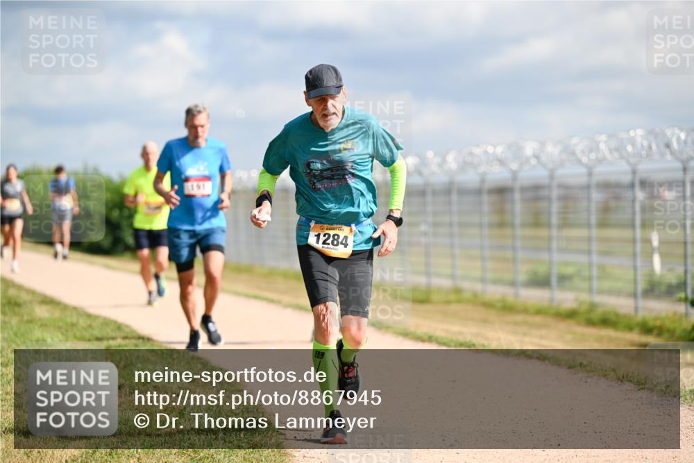 14.09.2025 - Airport Race Dr. Thomas Lammeyer http://msf.ph/oto/8867945 14.09.2025 12:10:44 Laufen 1284 meine-sportfotos.de