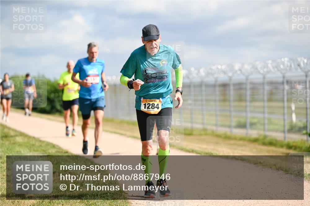 14.09.2025 - Airport Race Dr. Thomas Lammeyer http://msf.ph/oto/8867946 14.09.2025 12:10:44 Laufen 1284 meine-sportfotos.de