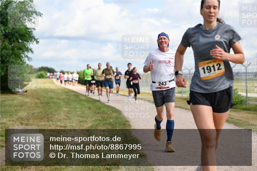 14.09.2025 - Airport Race Dr. Thomas Lammeyer http://msf.ph/oto/8867995 14.09.2025 12:10:57 Laufen 243, 1912 meine-sportfotos.de