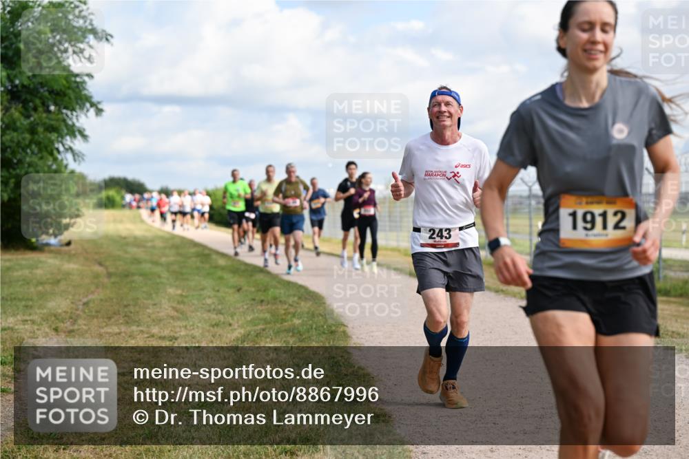 14.09.2025 - Airport Race Dr. Thomas Lammeyer http://msf.ph/oto/8867996 14.09.2025 12:10:57 Laufen 243, 1912 meine-sportfotos.de