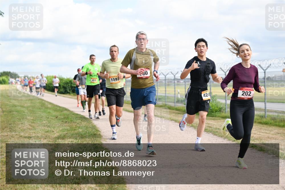 14.09.2025 - Airport Race Dr. Thomas Lammeyer http://msf.ph/oto/8868023 14.09.2025 12:11:01 Laufen 410, 1593, 80, 424, 202 meine-sportfotos.de