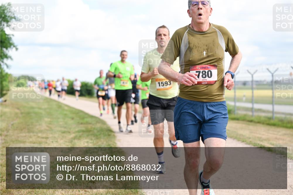 14.09.2025 - Airport Race Dr. Thomas Lammeyer http://msf.ph/oto/8868032 14.09.2025 12:11:03 Laufen 1593, 780 meine-sportfotos.de