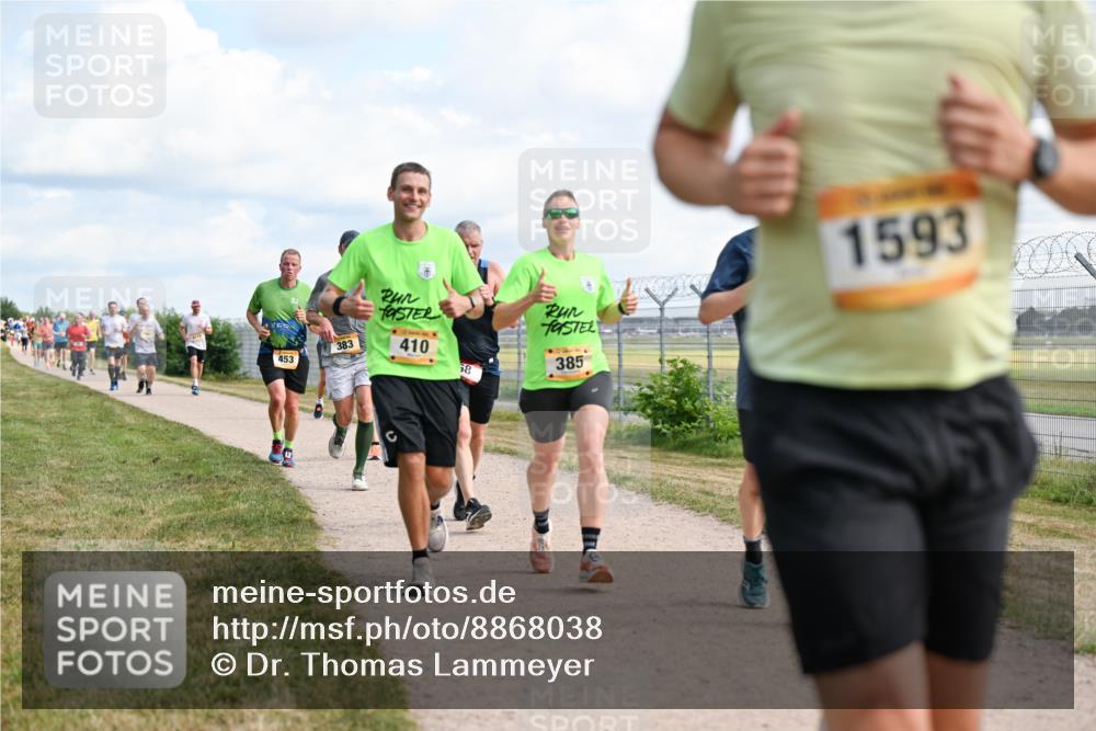 14.09.2025 - Airport Race Dr. Thomas Lammeyer http://msf.ph/oto/8868038 14.09.2025 12:11:04 Laufen 1964, 453, 383, 410, 1593, 68, 385 meine-sportfotos.de