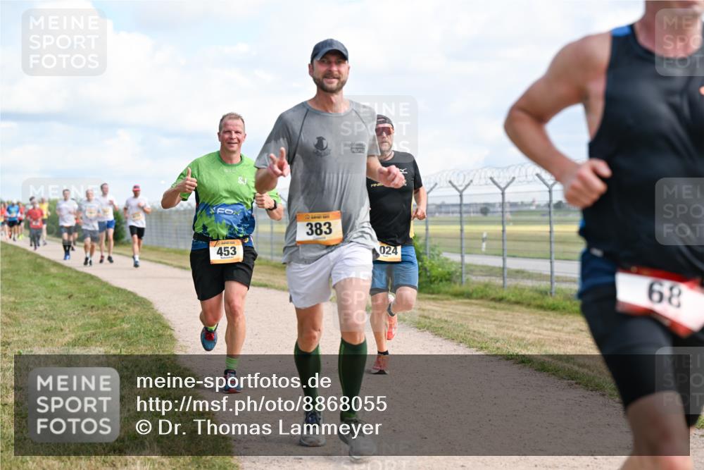 14.09.2025 - Airport Race Dr. Thomas Lammeyer http://msf.ph/oto/8868055 14.09.2025 12:11:07 Laufen 453, 383, 024, 68 meine-sportfotos.de