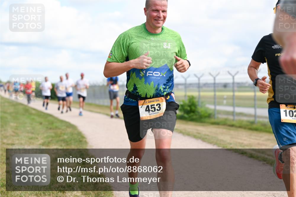 14.09.2025 - Airport Race Dr. Thomas Lammeyer http://msf.ph/oto/8868062 14.09.2025 12:11:08 Laufen 453, 102 meine-sportfotos.de