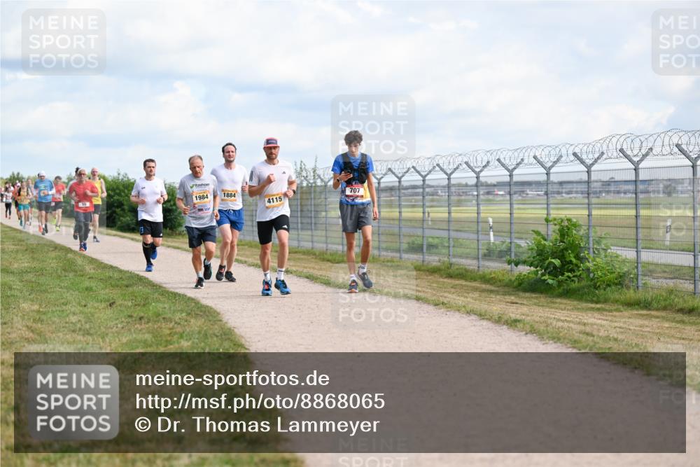 14.09.2025 - Airport Race Dr. Thomas Lammeyer http://msf.ph/oto/8868065 14.09.2025 12:11:09 Laufen 1984, 1884, 4115, 707 meine-sportfotos.de