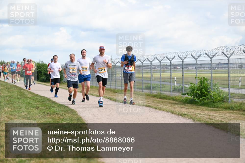 14.09.2025 - Airport Race Dr. Thomas Lammeyer http://msf.ph/oto/8868066 14.09.2025 12:11:10 Laufen 1984, 1884, 4115, 707 meine-sportfotos.de