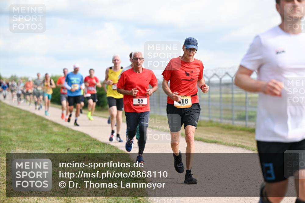 14.09.2025 - Airport Race Dr. Thomas Lammeyer http://msf.ph/oto/8868110 14.09.2025 12:11:17 Laufen 2015, 55, 416 meine-sportfotos.de