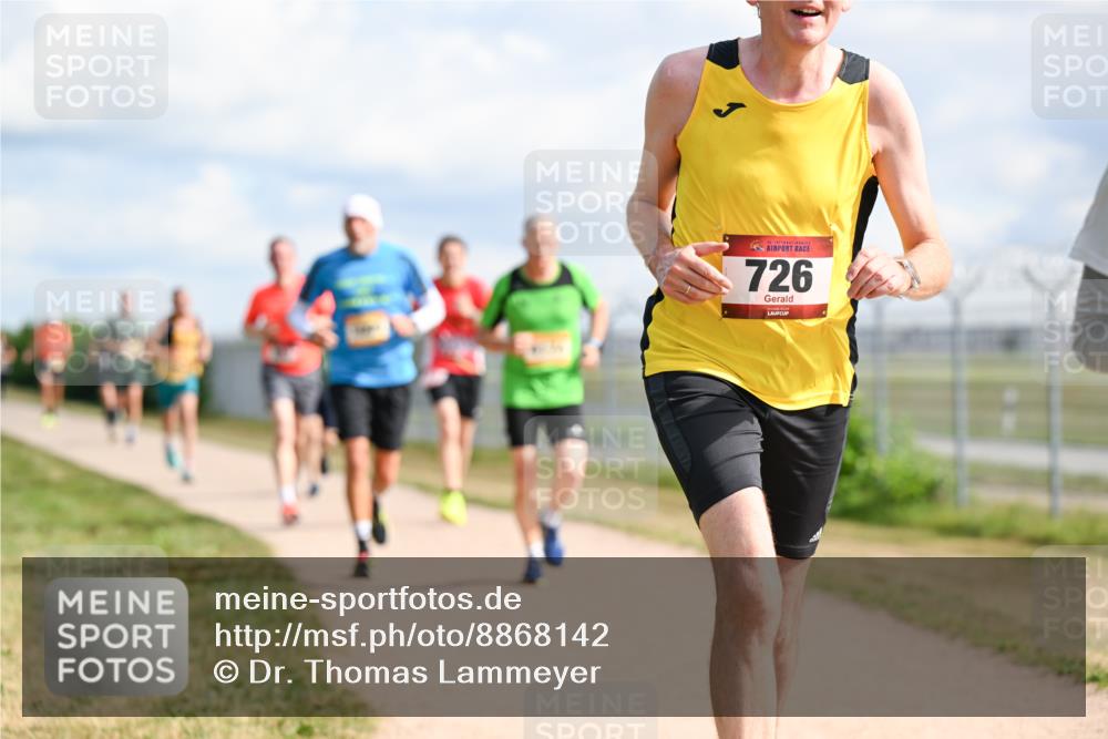 14.09.2025 - Airport Race Dr. Thomas Lammeyer http://msf.ph/oto/8868142 14.09.2025 12:11:22 Laufen 726 meine-sportfotos.de