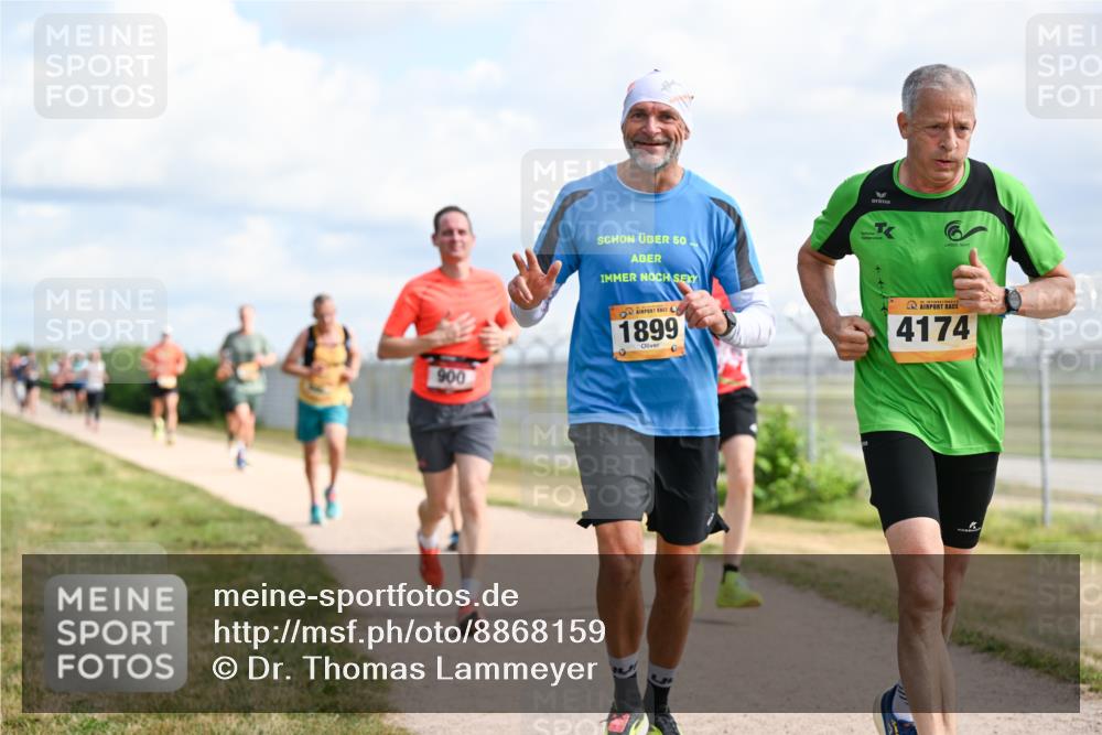 14.09.2025 - Airport Race Dr. Thomas Lammeyer http://msf.ph/oto/8868159 14.09.2025 12:11:24 Laufen 900, 50, 1899, 4174 meine-sportfotos.de