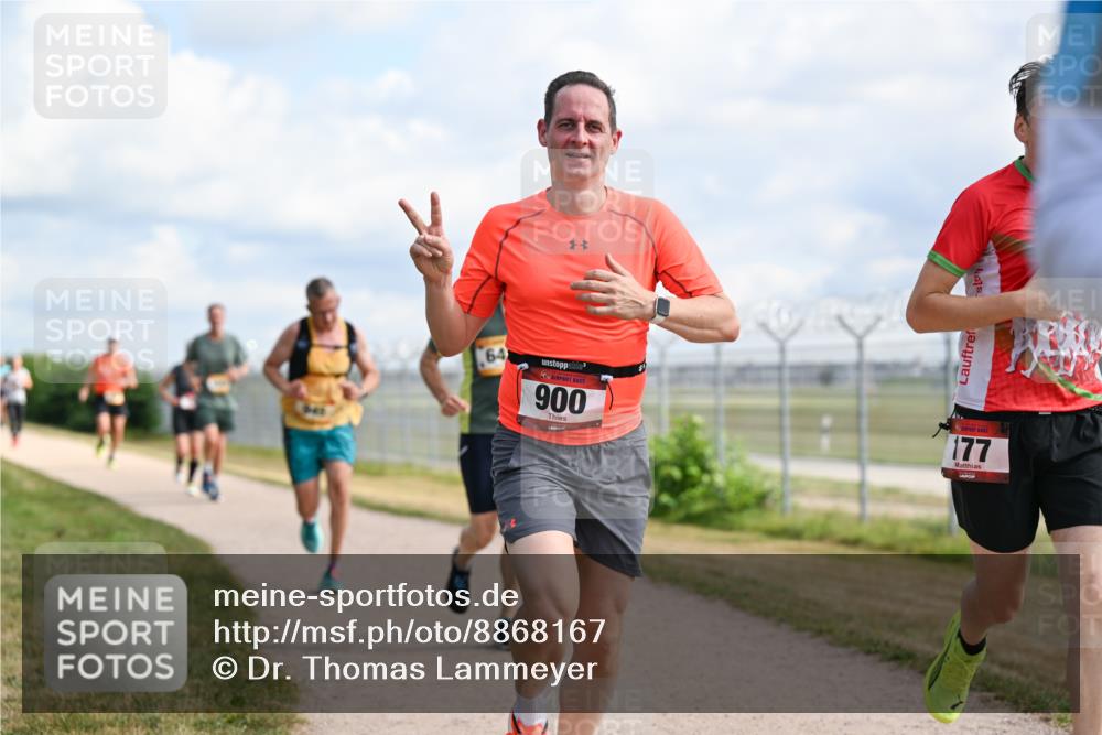 14.09.2025 - Airport Race Dr. Thomas Lammeyer http://msf.ph/oto/8868167 14.09.2025 12:11:26 Laufen 900, 177 meine-sportfotos.de