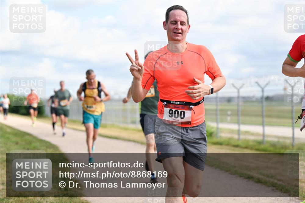 14.09.2025 - Airport Race Dr. Thomas Lammeyer http://msf.ph/oto/8868169 14.09.2025 12:11:26 Laufen 900 meine-sportfotos.de