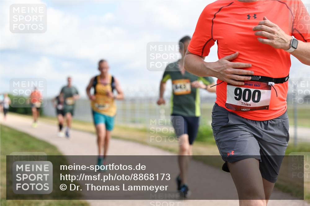 14.09.2025 - Airport Race Dr. Thomas Lammeyer http://msf.ph/oto/8868173 14.09.2025 12:11:27 Laufen 945, 900 meine-sportfotos.de
