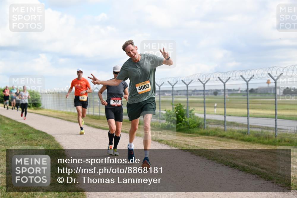 14.09.2025 - Airport Race Dr. Thomas Lammeyer http://msf.ph/oto/8868181 14.09.2025 12:11:30 Laufen 433, 798, 4003 meine-sportfotos.de
