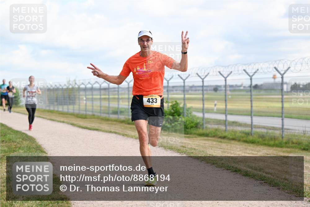 14.09.2025 - Airport Race Dr. Thomas Lammeyer http://msf.ph/oto/8868194 14.09.2025 12:11:33 Laufen 433 meine-sportfotos.de