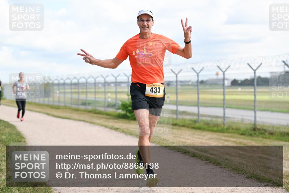 14.09.2025 - Airport Race Dr. Thomas Lammeyer http://msf.ph/oto/8868198 14.09.2025 12:11:34 Laufen 433 meine-sportfotos.de