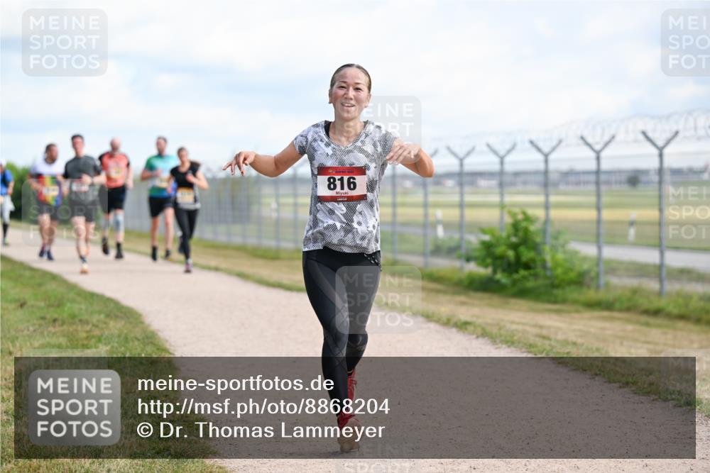 14.09.2025 - Airport Race Dr. Thomas Lammeyer http://msf.ph/oto/8868204 14.09.2025 12:11:37 Laufen 816 meine-sportfotos.de