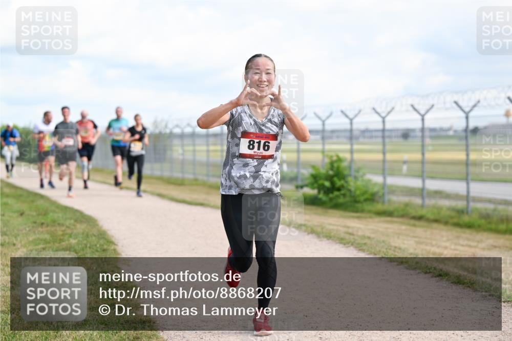 14.09.2025 - Airport Race Dr. Thomas Lammeyer http://msf.ph/oto/8868207 14.09.2025 12:11:38 Laufen 816 meine-sportfotos.de