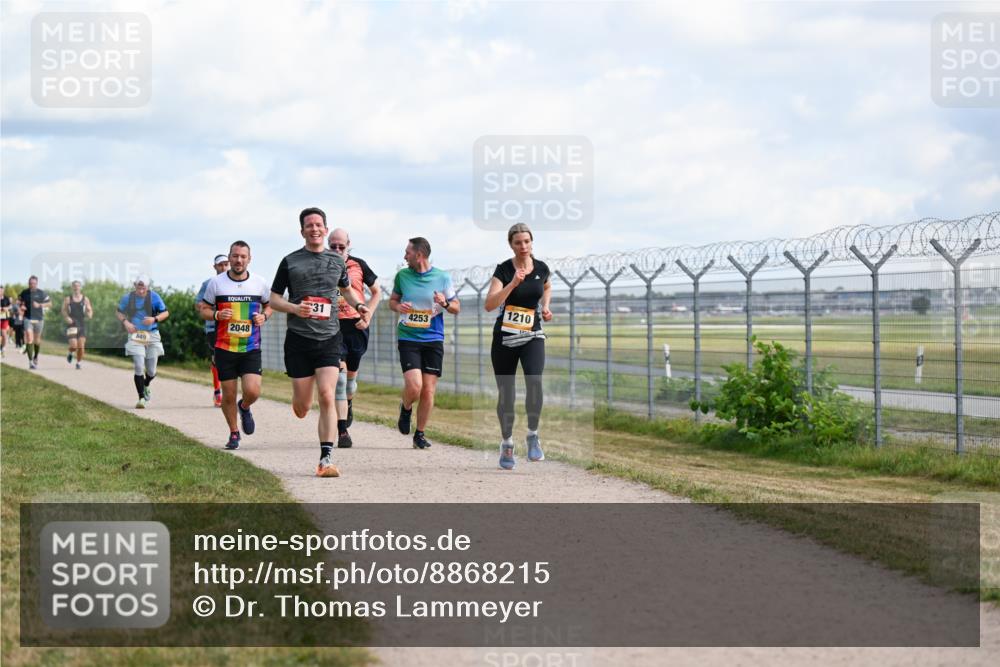 14.09.2025 - Airport Race Dr. Thomas Lammeyer http://msf.ph/oto/8868215 14.09.2025 12:11:40 Laufen 31, 1210, 4253, 2048, 649 meine-sportfotos.de
