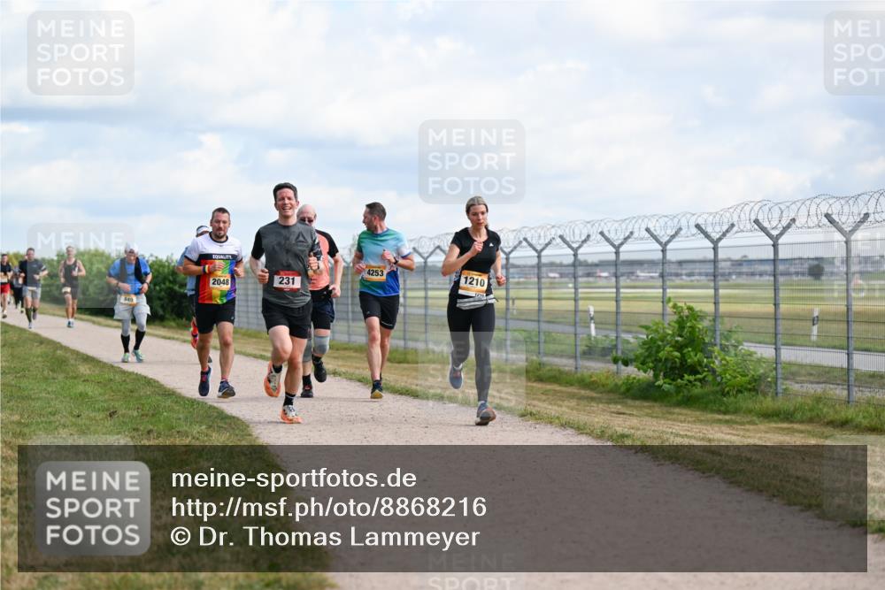 14.09.2025 - Airport Race Dr. Thomas Lammeyer http://msf.ph/oto/8868216 14.09.2025 12:11:40 Laufen 649, 231, 2048, 4253, 1210, 1210 meine-sportfotos.de