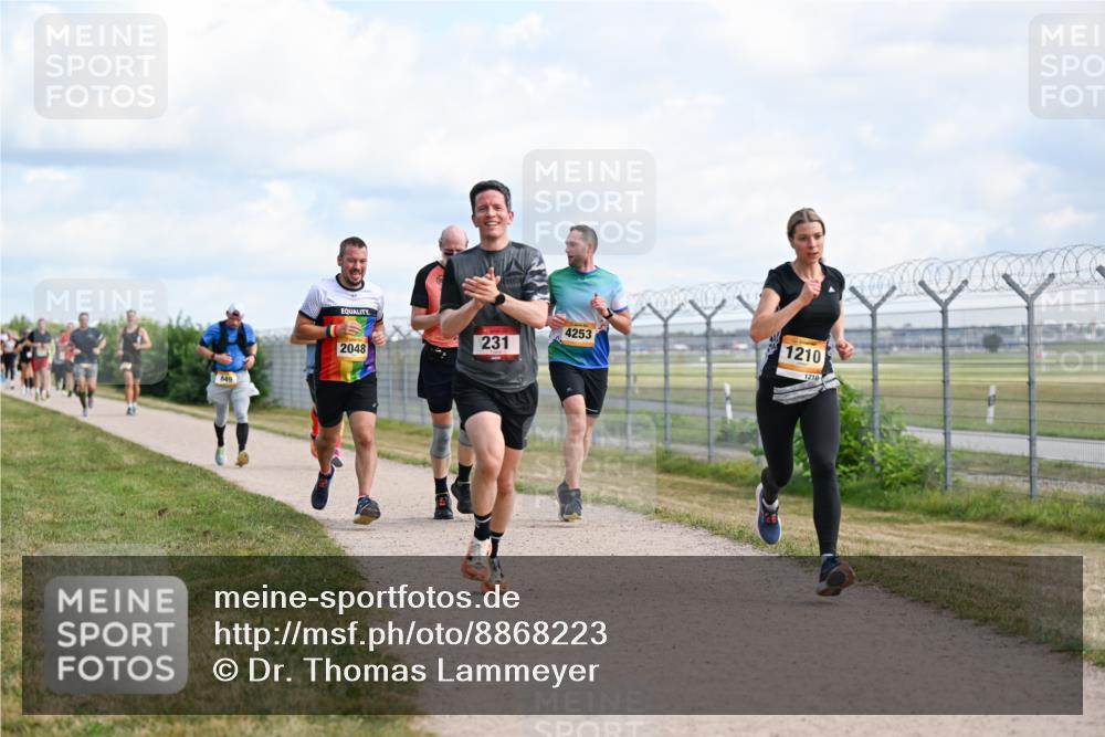 14.09.2025 - Airport Race Dr. Thomas Lammeyer http://msf.ph/oto/8868223 14.09.2025 12:11:41 Laufen 649, 2048, 231, 4253, 1210, 1210 meine-sportfotos.de